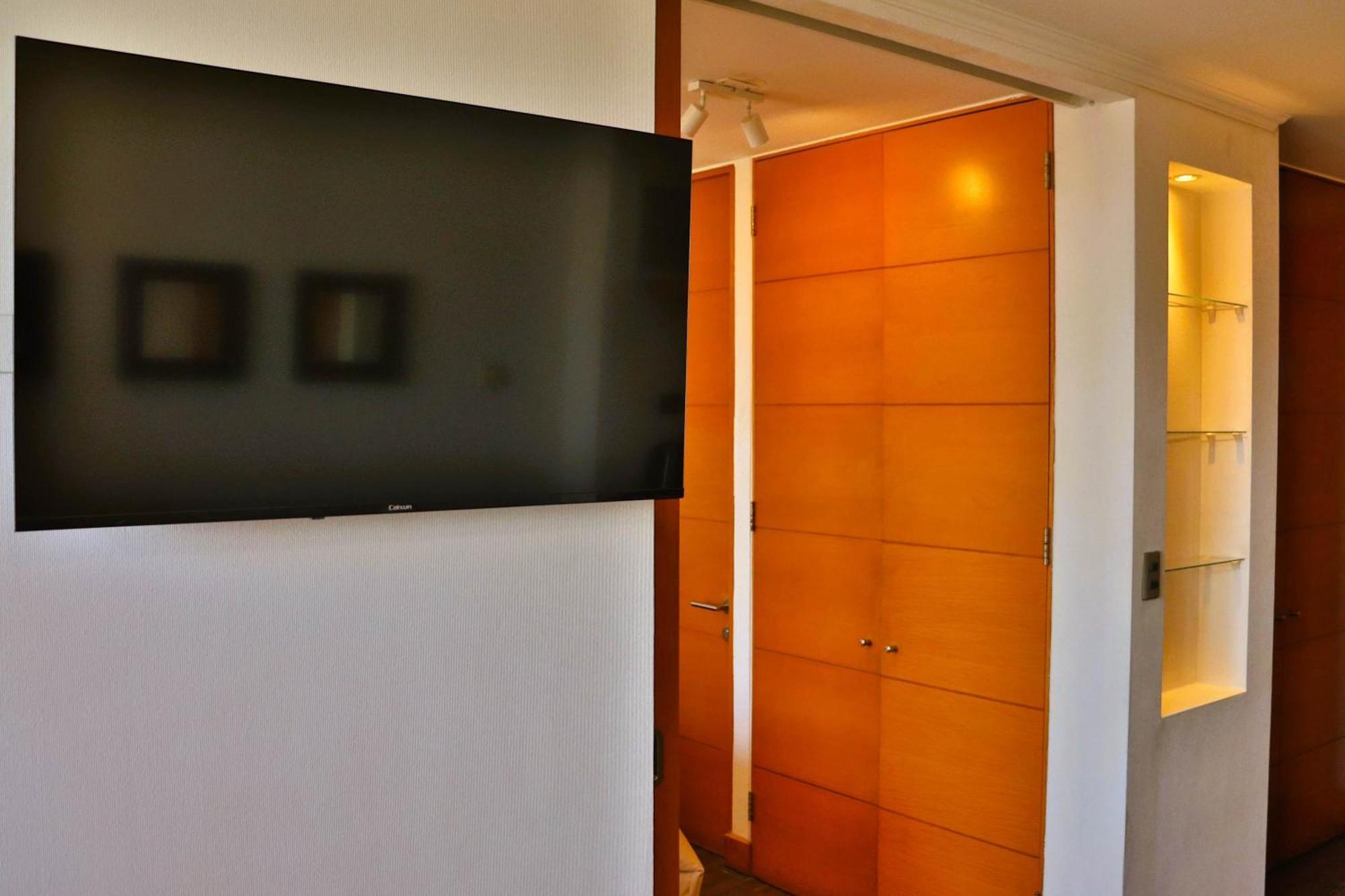 Apartamento Hom I Depto 1d En Condes Metro Escuela Militar Avn0423
