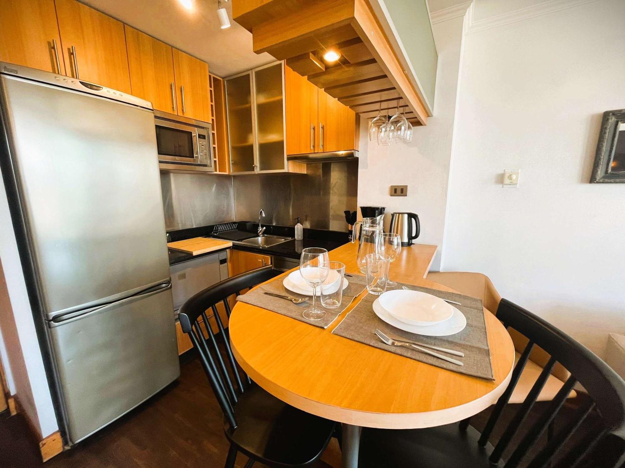 Apartamento Hom I Depto 1d En Condes Metro Escuela Militar Avn0423
