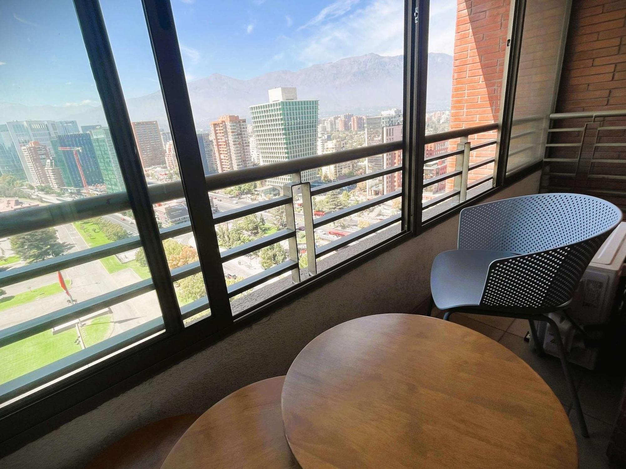 Apartamento Hom I Depto 1d En Condes Metro Escuela Militar Avn0423