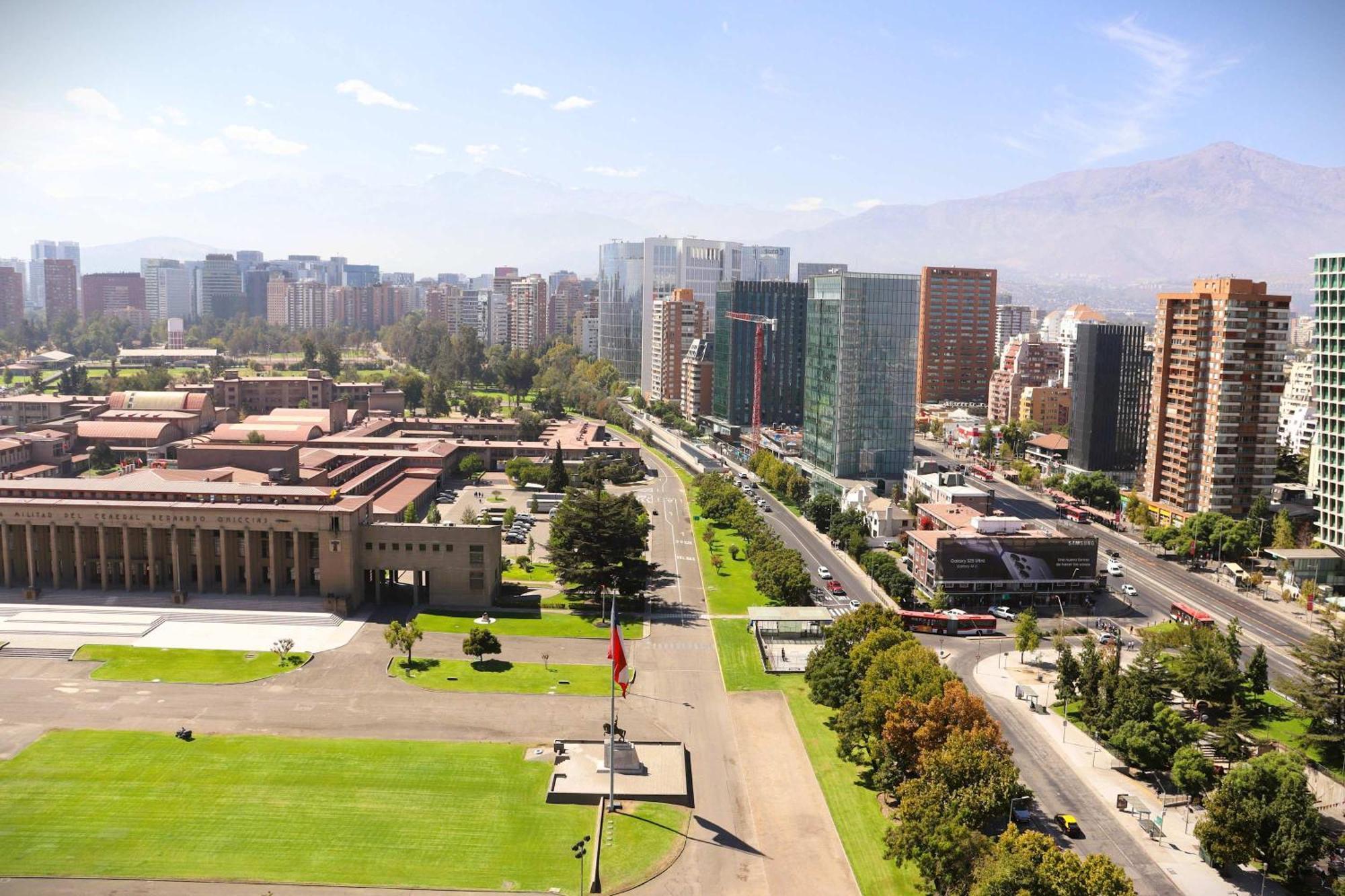 Apartamento Hom I Depto 1d En Condes Metro Escuela Militar Avn0423 Santiago